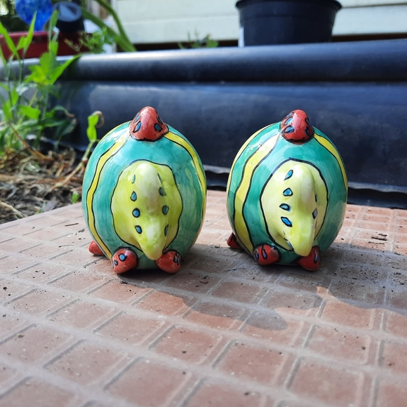 Hand painted Fish salt & pepper - Picture 3 of 7